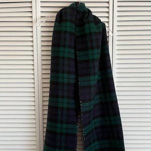 Mud Pie reversible blanket scarf plaid & houndstooth navy, green, black & white